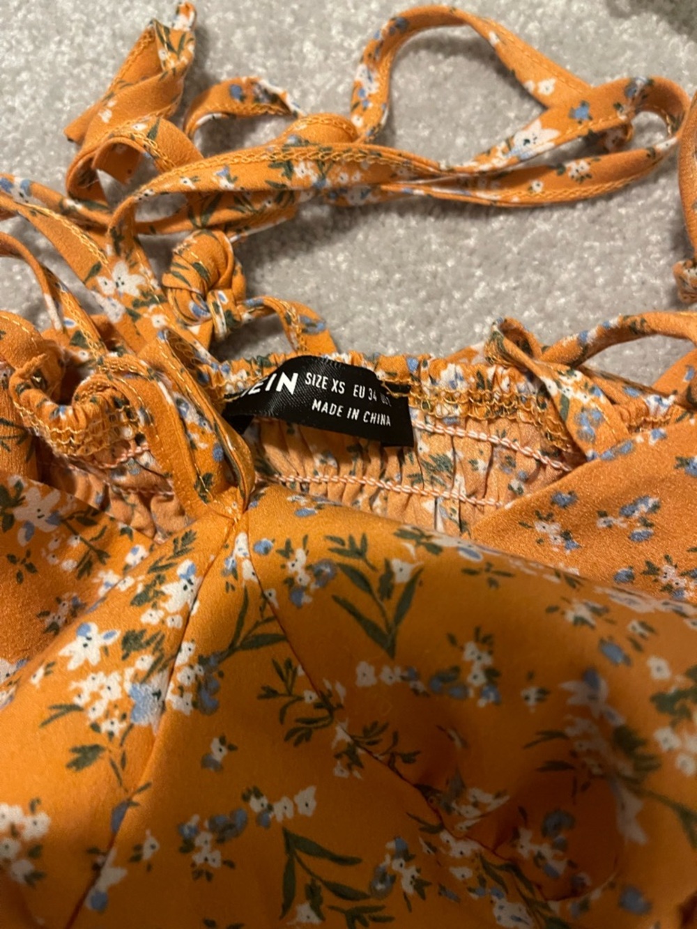 Tops Bundle - Picture 5 of 10